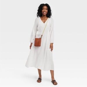 •SOLD•White Long Sleeve Dress